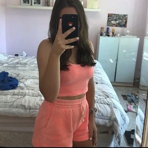 Tna pink active shorts